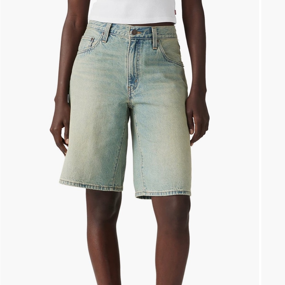 Brand: Levi’s | Baggy Dad Shorts